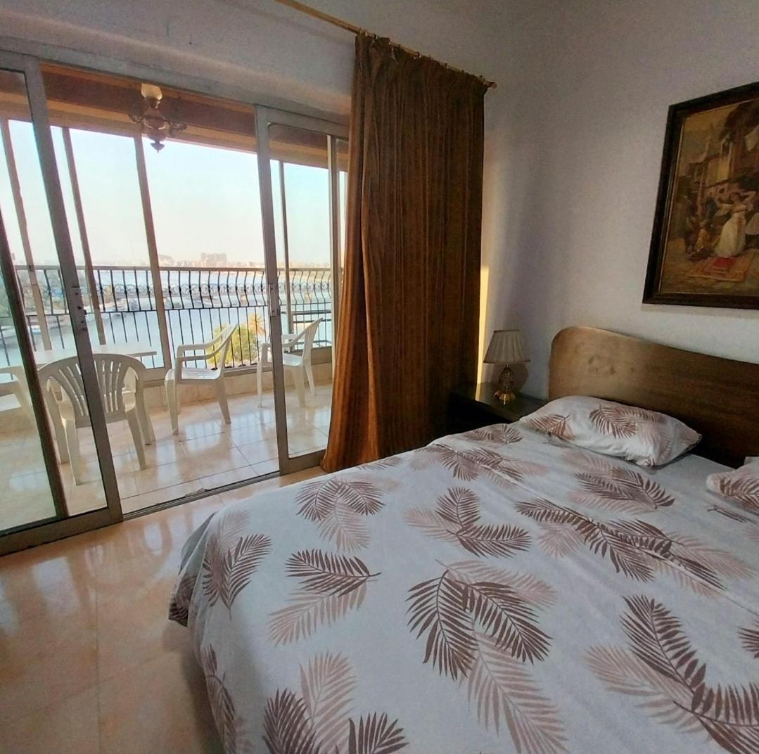 Omar Apartment *